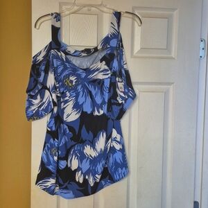 INC cold shoulder top